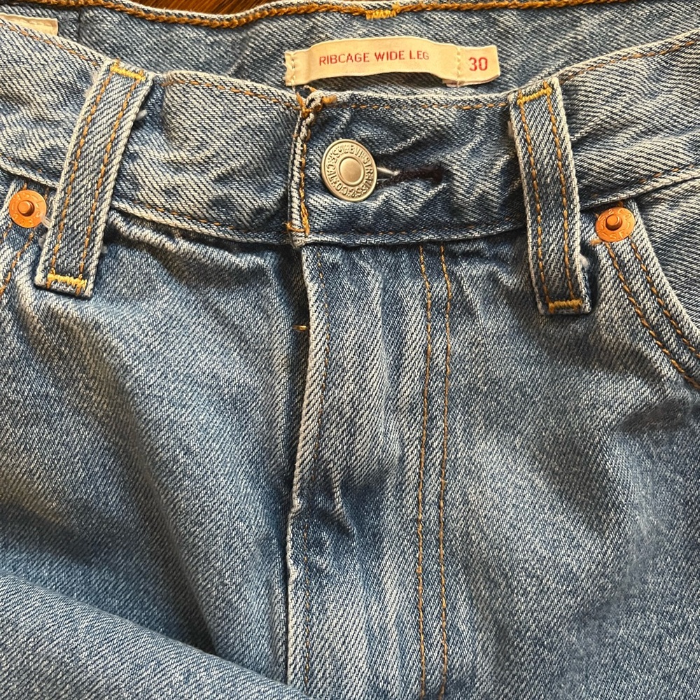 Rib cage Wide Leg Women’s jeans